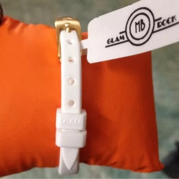 NEW MIAMI BEACH x GLAM ROCK “ART DECO” WHITE SILICONE GOLDTONE THIN STRAP WATCH - Picture 6 of 10